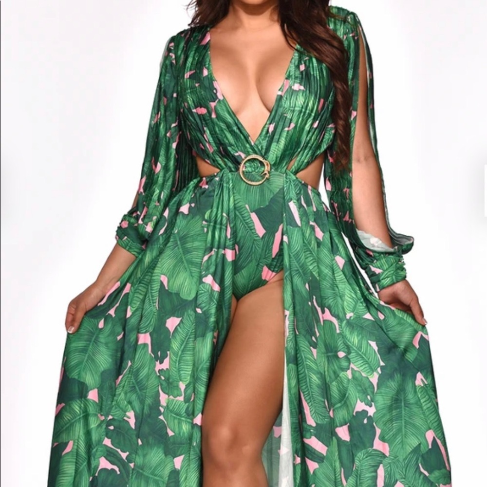 Tropical Print Maxi Dress